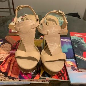 Gianni Bini - Felicitie - Nude Size 9.5